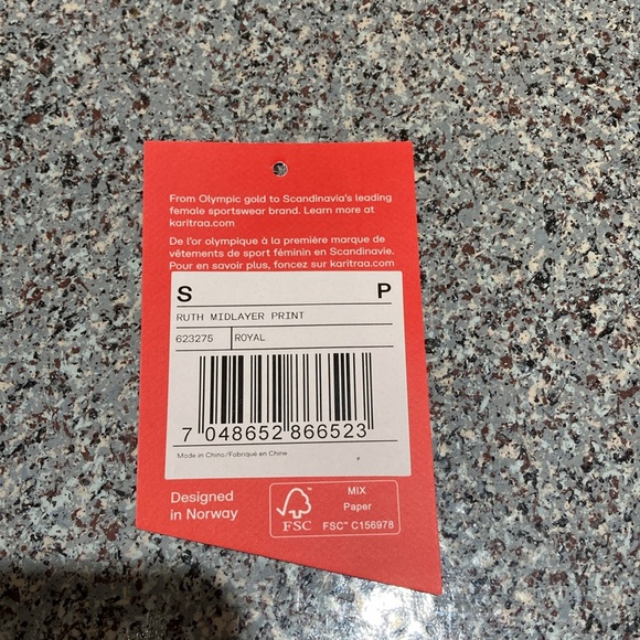 NWOT Kari Traa 1/2 zip pull over. Size S - Picture 9 of 11